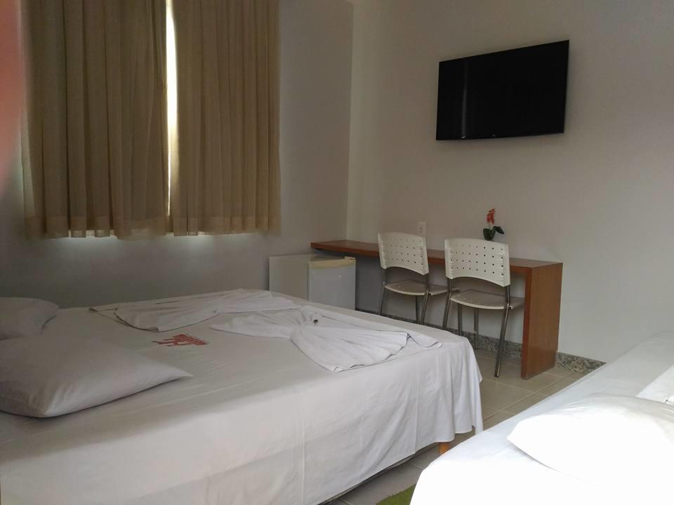 Hotel Pinheiros Chonim de Baixo Екстериор снимка