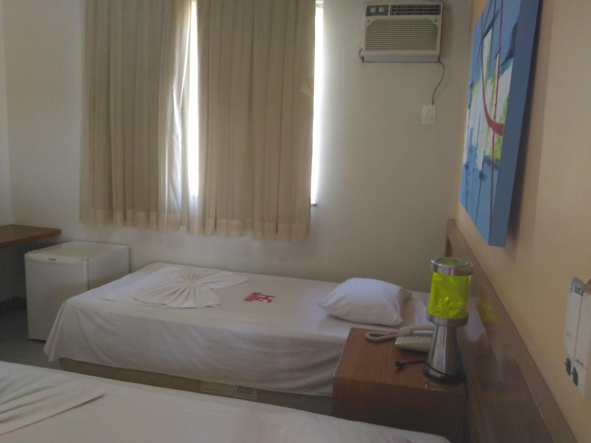 Hotel Pinheiros Chonim de Baixo Екстериор снимка