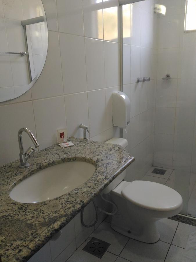 Hotel Pinheiros Chonim de Baixo Екстериор снимка