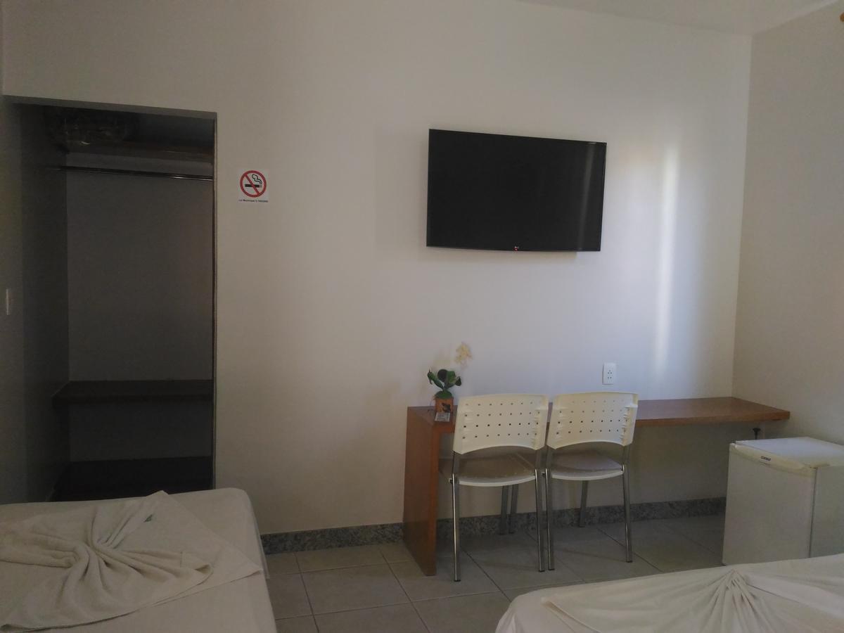Hotel Pinheiros Chonim de Baixo Екстериор снимка